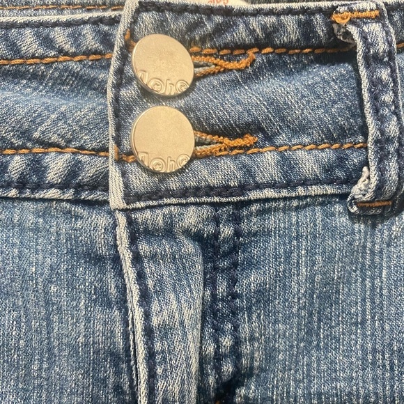 Denim Shorts, Distressed with Raw Cuffed Hem, Junior’s 13 or size 12 - Picture 4 of 8